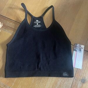 Black Ribbed Cropped Tank Top